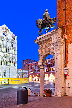 Town Hall and Cathedral, Ferarra, UNESCO World Heritage Site, Emilia-Romagna, Italy, Europe