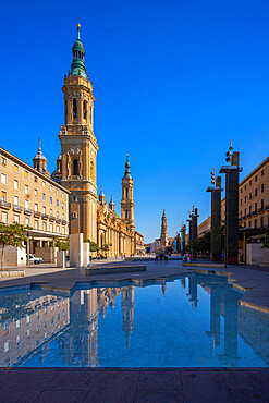 Plaza del Pilar, Zaragoza, Aragon, Spain, Europe