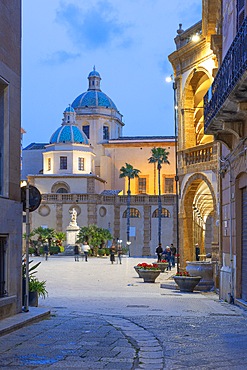 Cathedral of the Holy Savior, Piazza della Repubblica, Mazara del Vallo, Trapani, Sicily, Italy