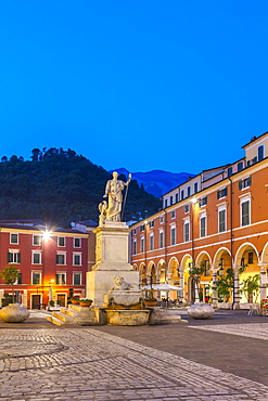 Piazza Alberica, Carrara, Tuscany, Italy, Europe