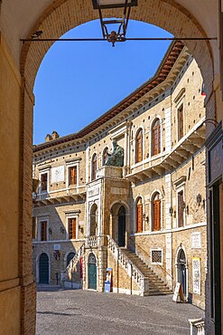 Palazzo dei Priori, Fermo, Ascoli Piceno, Marche, Italy