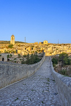 aqueduct bridge, canyon,, Gravina, Bari, Alta Murgia, Apulia, Italy