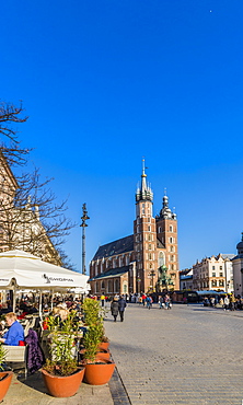 St. Mary's Basilica in the main square in the medieval old town of Krakow, UNESCO World Heritage Site, Krakow, Poland, Europe