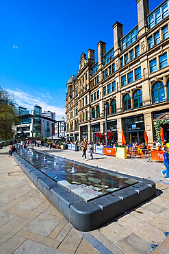 Exchange Square and water feature in Manchester city centre, Manchester, England, United Kingdom, Europe