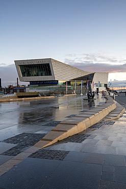 The Liverpool Museum on Liverpool Waterfront, Liverpool, Merseyside, England, United Kingdom, Europe