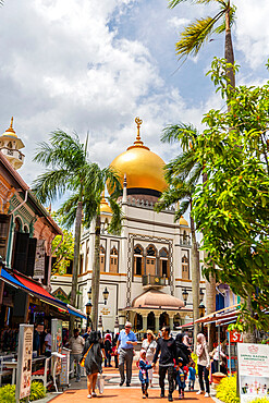 Sultan Mosque (Masjid Sultan), and Muscat Street, Kampong Glam, Singapore, Southeast Asia, Asia