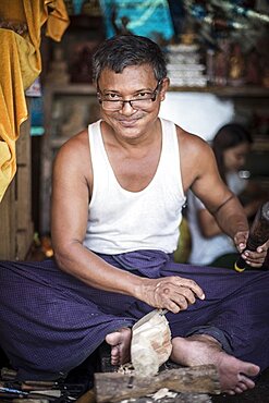 Carpenter, Yangon, Rangoon, Myanmar, Burma