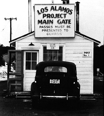 Manhattan Project Main Gate, 1943