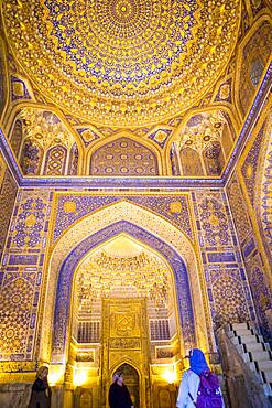 Mosque of Tilla-Kari Madrasa, Registan, Samarkand, Uzbekistan