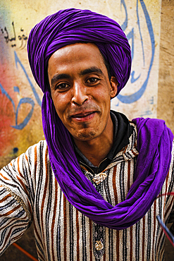 Portrait in the bazaar of Rissani