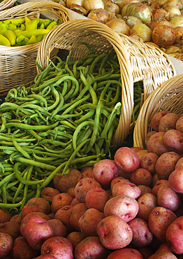 Fresh produce for sale at Tucker Farms, Sunnyside, Yakima Valley, Washington.