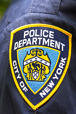 New York Police Department badge on policeman,??s shirt, NYPD, Manhattan, New York City, New York, USA