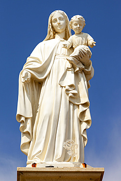 Statue of Mary holding baby Jesus, Punta Secca, Santa Croce Camerina, Sicily, Italy