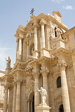 Syracuse Cathedral, Piazza Duomo, Ortygia, Syracuse, Sicily, Italy