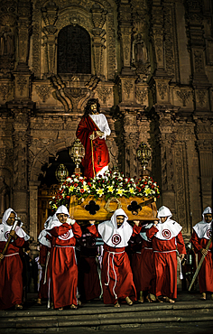 For almost 60 years, about two thousand people from 28 different guilds (associations of faithful Catholics) come together on Good Friday to participate in this procession, carrying emblems, religious images concerning the Stations of the Cross, and dressed in the distinctive colors of their guilds, Each one of the ,??Guilds,?? carries an image with a picture of Jesus Christ,??s Stations of the Cross and of the mysteries of the Holy Rosary,