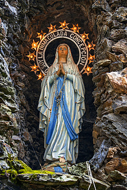 Replica of the grotto at the Lady of the Lourdes shrine in the Convent of the Concepcionistas. Viveiro, Lugo, Galicia, Spain, Europe