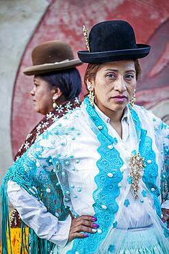 At right Benita la Intocable , at left Angela la Folclorista, cholitas females wrestlers, El Alto, La Paz, Bolivia