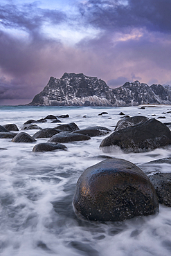 Uttakleiv Beach in winter, Vestvagoya Island, Lofoten Islands, Norway, Scandanavia, Europe