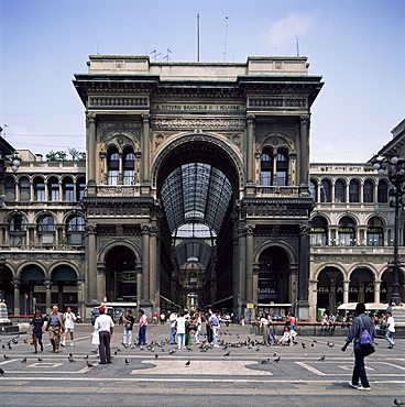 Galleria Vittorio Emanuele, the world's oldest mall, Milan, Italy, Europe