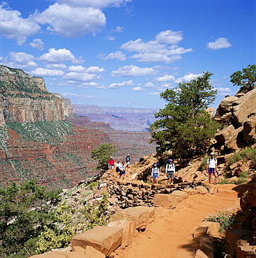 Hikers return from Canyon base, Grand Canyon, UNESCO World Heritage Site, Arizona, United States of America, North America