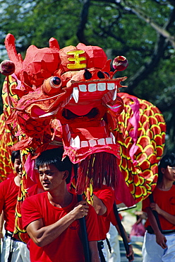 Chinese Dragon Dancers for National Day on 9th August, Singapore, Southeast Asia, Asia