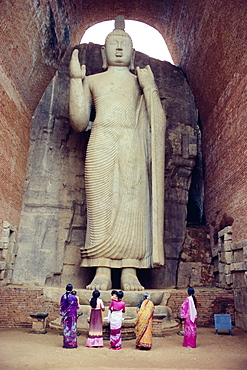 Standing Buddha statue, Aukana, near Sigiriya, Sri Lanka, Asia