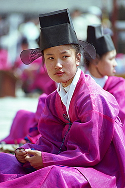 Portrait of person in traditional dress during the Confucian Ceremony at the Chong Hyo Royal Shrine in Seoul, South Korea, Asia