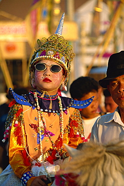 Young child in costume for the Shan folkloric parade, Chiang Mai, Thailand, Southeast Asia, Asia