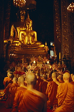 Temple of the Golden Buddha, Bangkok, Thailand, Asia