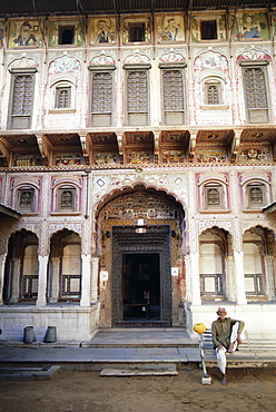 Courtyard of a fresco painted old merchants haveli (mansion), found all over the Sheknauati District, Rajasthan State, India, Asia