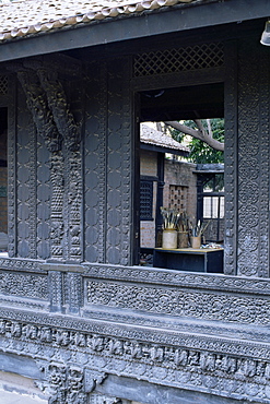 The exquisitely carved 300 year old wood facade of a Pol house, Ahmedabad, Gujarat state, India, Asia