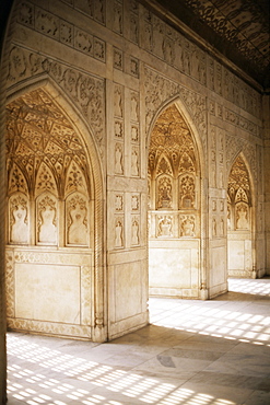 Interior, Amber Fort, one of the great Rajput forts, Amber, near Jaipur, Rajasthan state, India, Asia