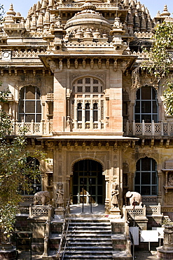 Morvi Temple (the Secretariat) an administrative building with a Hindu temple in the centre, built in the 19th century and being restored following the 1997 earthquake, Morvi, Gujarat, India, Asia