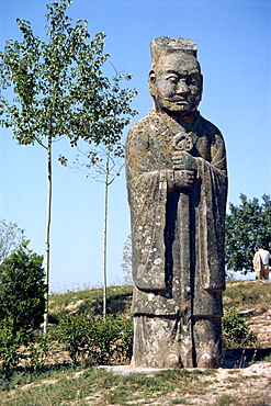 Tang statue at the Chunling Tombs, ten kilometers northwest of Xian, China, Asia