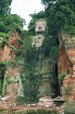 Statue of the Buddha at Lesha (Leshan), Sichuan Province, China, Asia