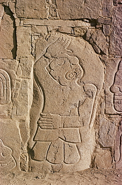 Carved stone, pre-Chavin, Sechin, near Casma, Peru, South America