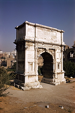 Arch of Titus, commemorating capture of Jerusalem in 70 AD, Rome, Lazio, Italy, Europe