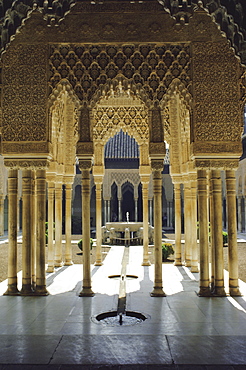 Moorish architecture of the Court of the Lions, the Alhambra, Granada, Andalucia (Andalusia), Spain, Europe