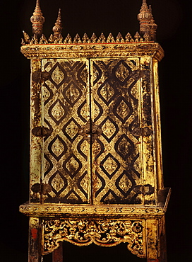 Lacquered manuscript cabinet dating from the reign of King Narai in the 17th century, Thailand, Southeast Asia, Asia