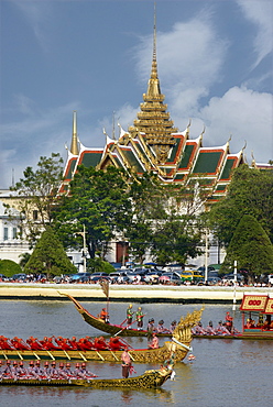 Royal barges on the Chaopraya River, Bangkok, Thailand, Southeast Asia, Asia