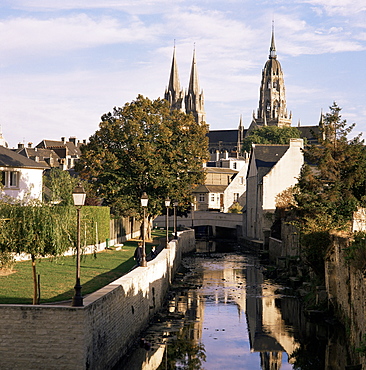 Riverside walk, Bayeux, Basse Normandie (Normandy), France, Europe