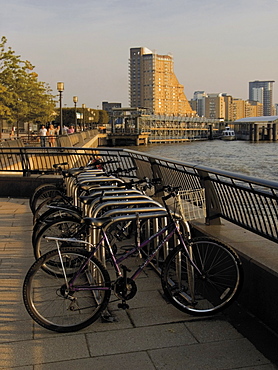 Bicycle racks, Canary riverside walk alongside River Thames, Canary Wharf, Docklands, London, England, United Kingdom, Europe