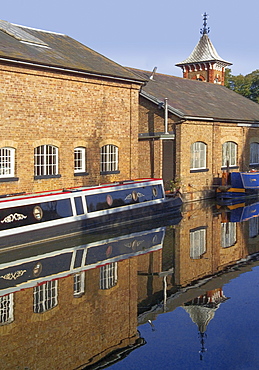 British Waterways workshops, the Grand Union Canal, Bulbourne, the Chilterns, Buckinghamshire, England, United Kingdom, Europe