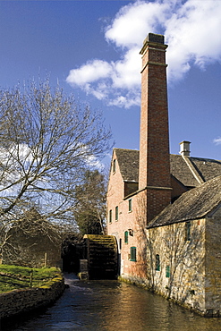 Mill on River Eye, Lower Slaughter, Cotswolds, Gloucestershire, England, United Kingdom, Europe