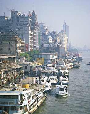 Pearl River waterfront, Canton (Guangzhou), China, Asia