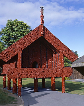 Exterior of Maori house, Whakarewarewa, Rotorua, North Island, New Zealand, Pacific