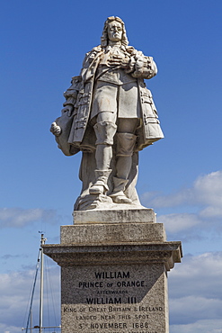 William III statue, Brixham, Devon, England, United Kingdom, Europe