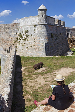 Sketching Morro fort, Santiago, Cuba, West Indies, Caribbean, Central America