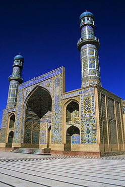 Friday Mosque (Masjet-eJam), restored since 1943, originally laid out in the year 1200 by the Ghorid Sultan Ghiyasyddin on the site of an earlier 10th century mosque, Herat, Afghanistan, Asia