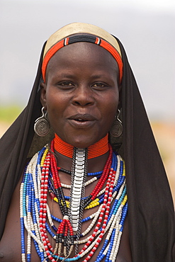 Ari woman, Lower Omo valley, Ethiopia, Africa